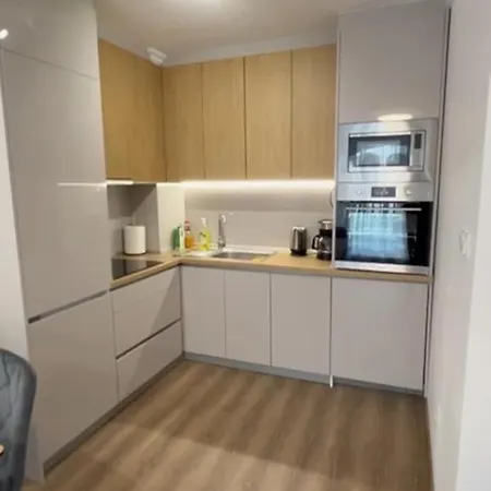 Etara 4 Complex Apartamento